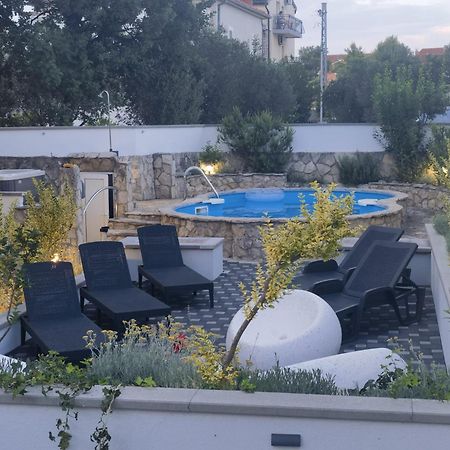 Vila Jadranka Vodice Exteriör bild