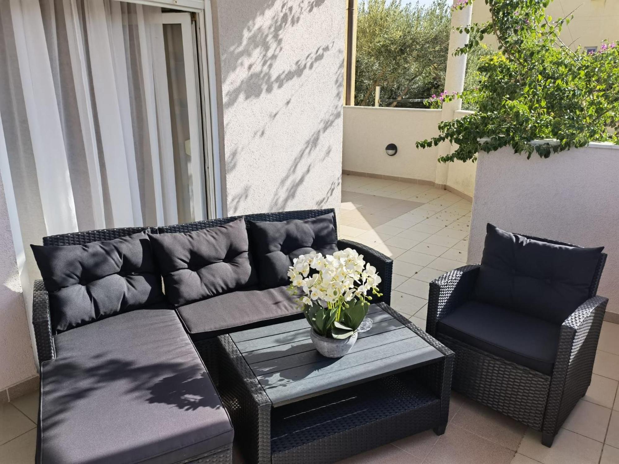 Vila Jadranka Vodice Exteriör bild